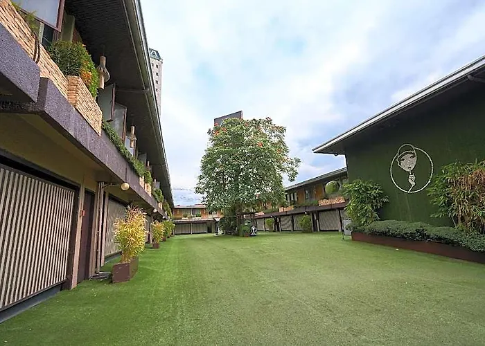 Victoria Court Canley - Pasig Hotel