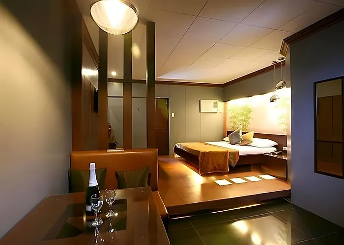 Hotel Victoria Court Canley - Pasig Manila