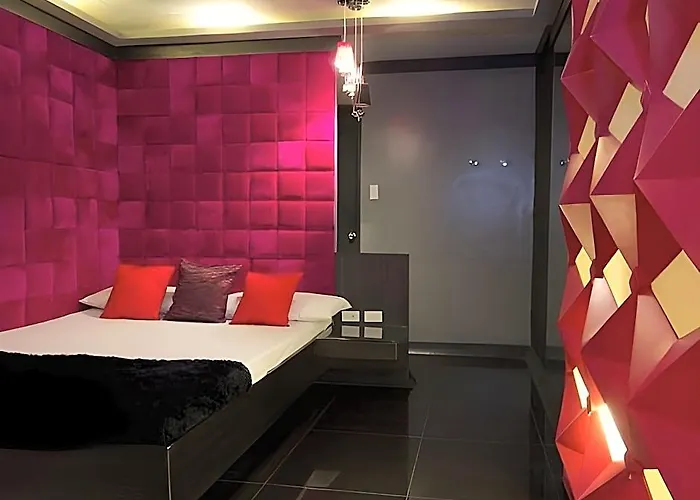 Hotel Victoria Court Canley - Pasig Manila